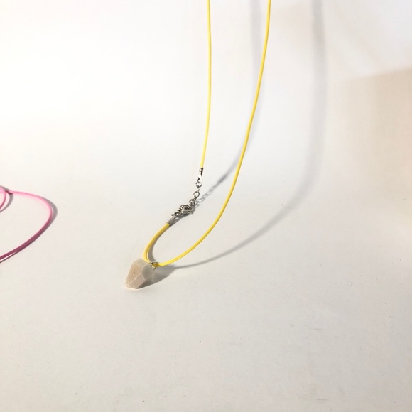 Handmade resin crystal necklace opal gem - Picture 3 of 4